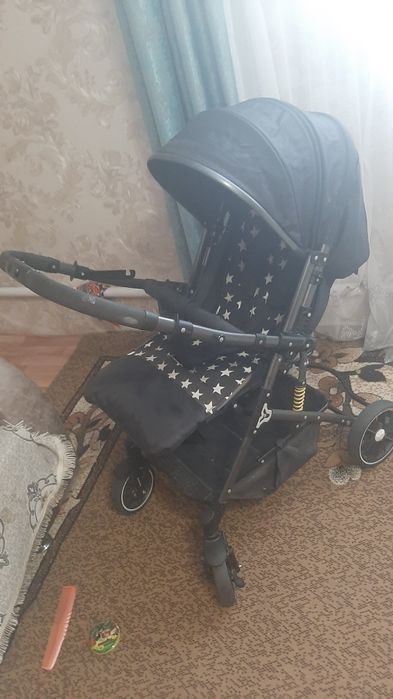 Продам детскую коляску