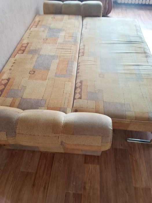 Продам мягкий уголок.