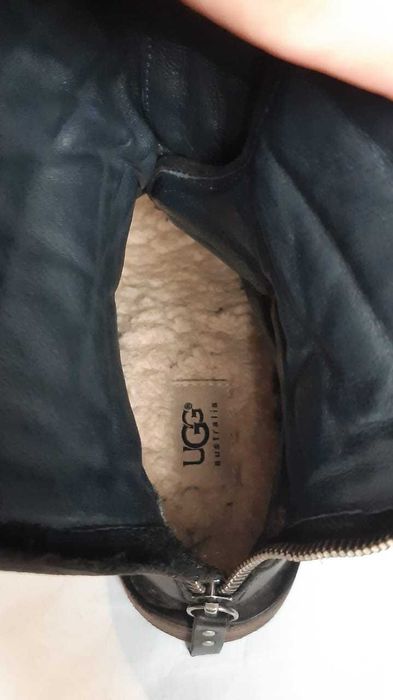 Демисезонные кожаные сапоги ugg (оригинал)