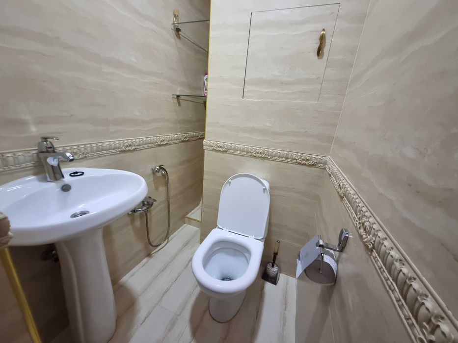 Срочно продам 3 комнат.квартиру возле Корзинка Крестик 40 лет