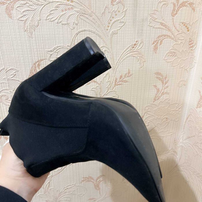 женские полусапожки 36-37 размер