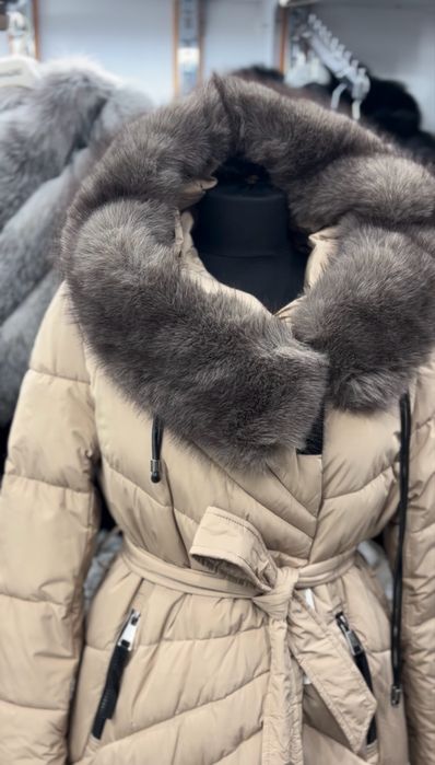 Geaca cu blana detasabila