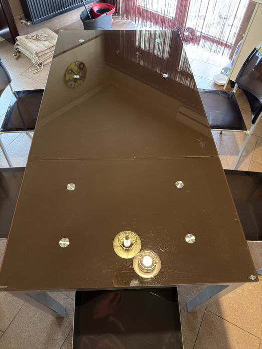 Masa de dining extensibila