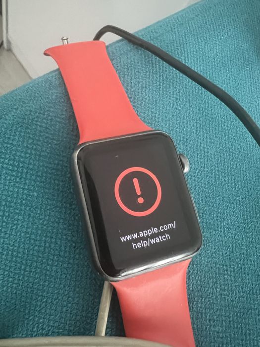Продам часы apple watch 1