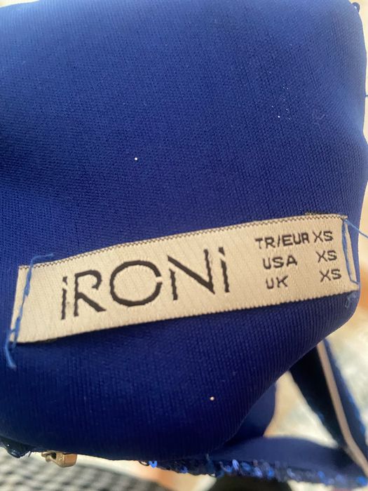 Продам платье для девочки