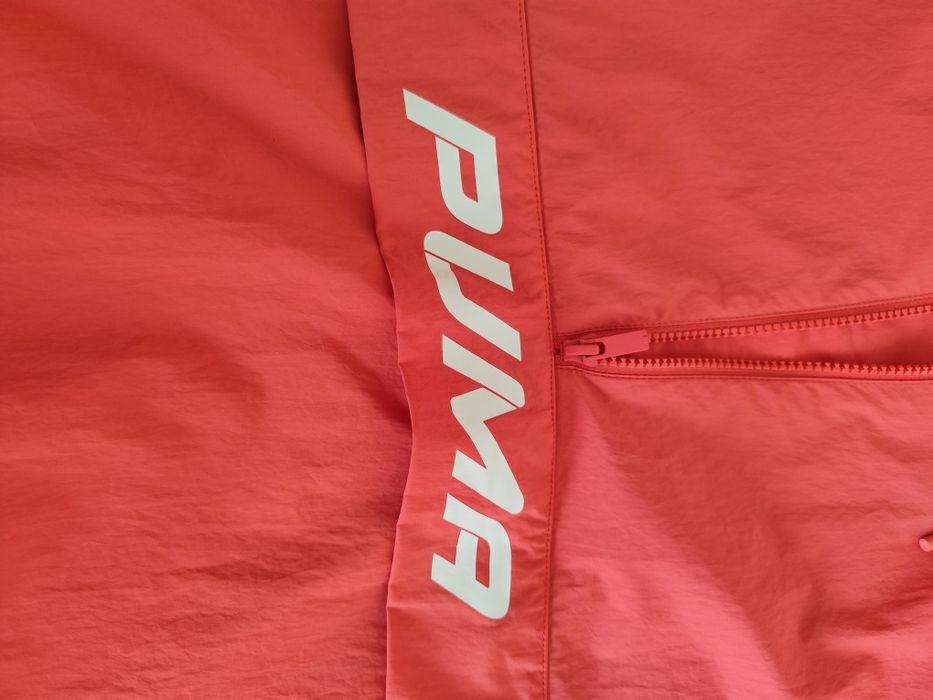 Продавам анорак PUMA