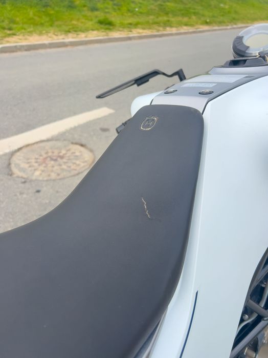 Husqvarna Vitpilen 401 (2022) ABS - Unic proprietar, A2, Consum Mic