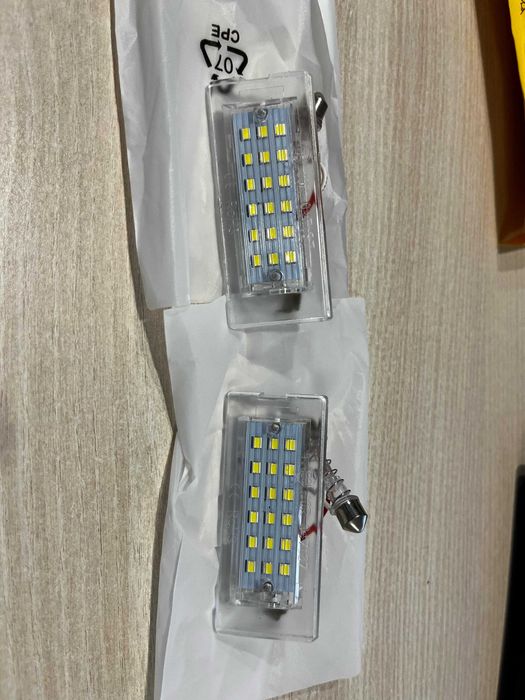 Set 18xLed Albe Lampi Numar inmatriculare pentru Bmw X5 E53, X3 E83, canbus (fara eroare), NOI