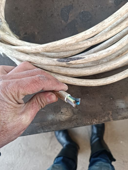 Кабель 4 жилный медный