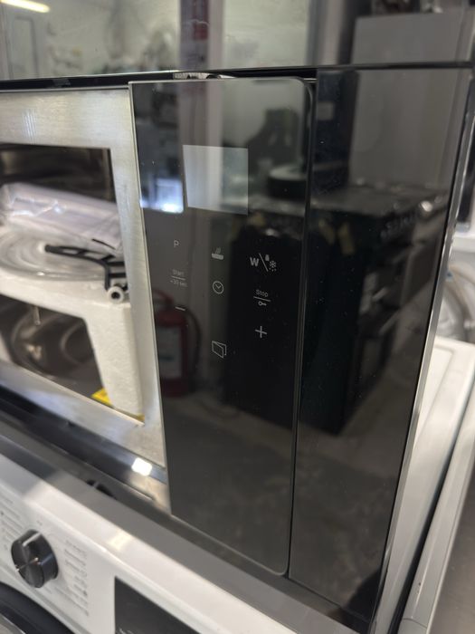 Cuptor cu microunde si grill incorporabil SMEG FMI120B3