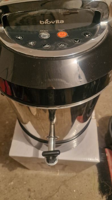 Vand aparat profesional pentru lapte vegetal-Biovita