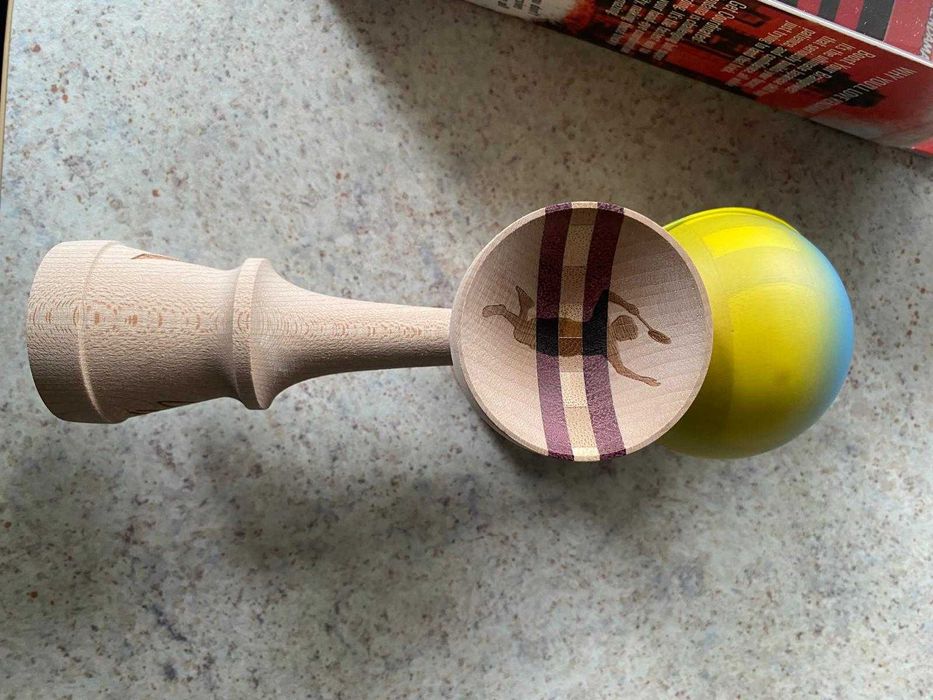 Active Kendama Steven Bach Pro model FERMION clear