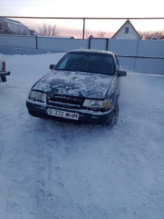 Продам машину Опель вектра