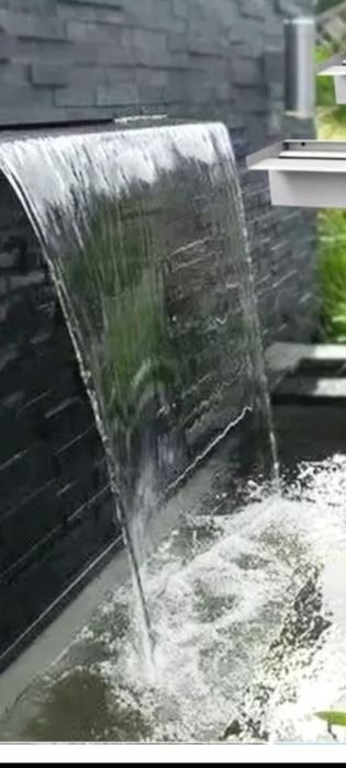 водопады, и пруды