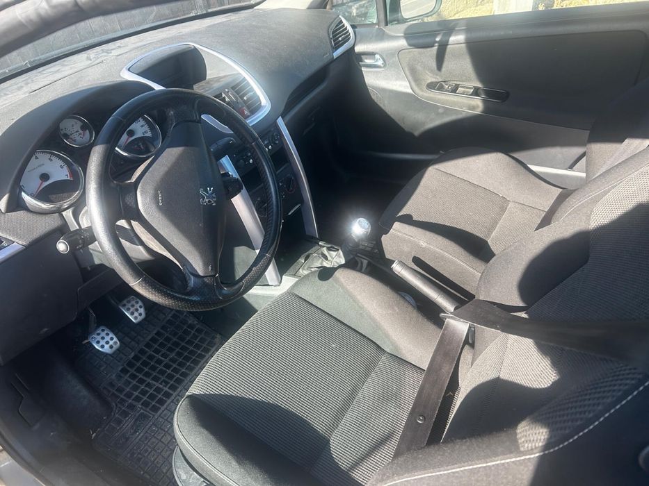 Vand peugeot 207 cc