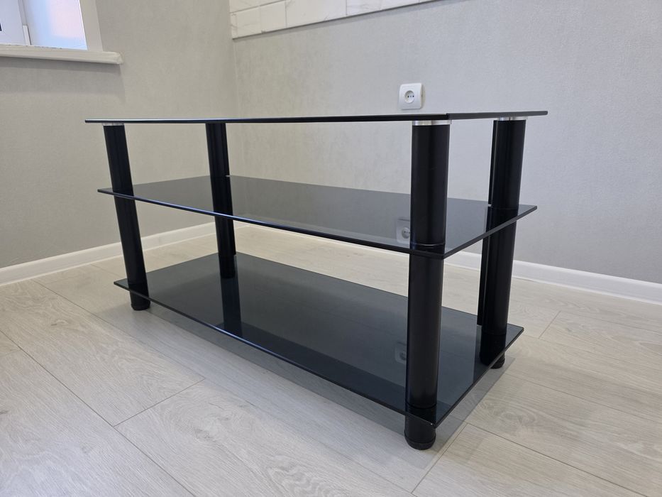 Столик под телевизор.