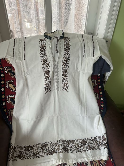 Camasa traditionala