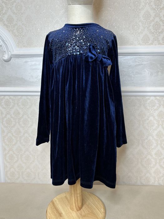 Продам вещи на девочку от 1 до 5 лет