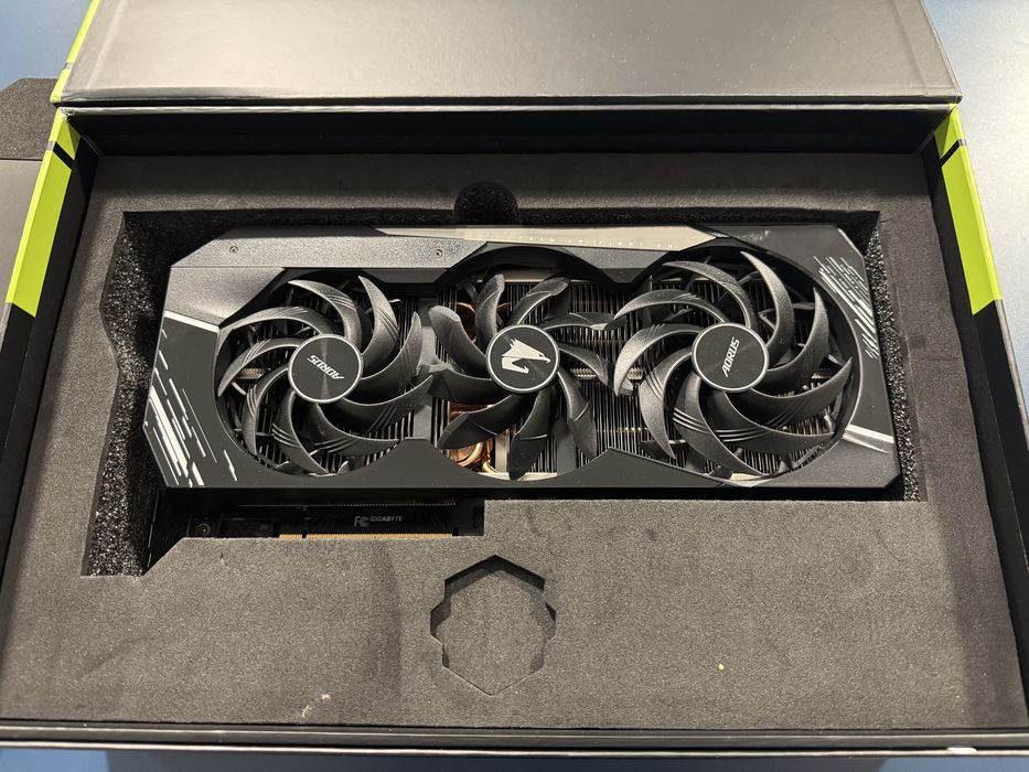RTX 3080 12GB AORUS Master – GARANȚIE 07.2026 – stare excelentă