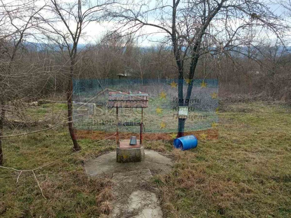 Къща в с. Равнище