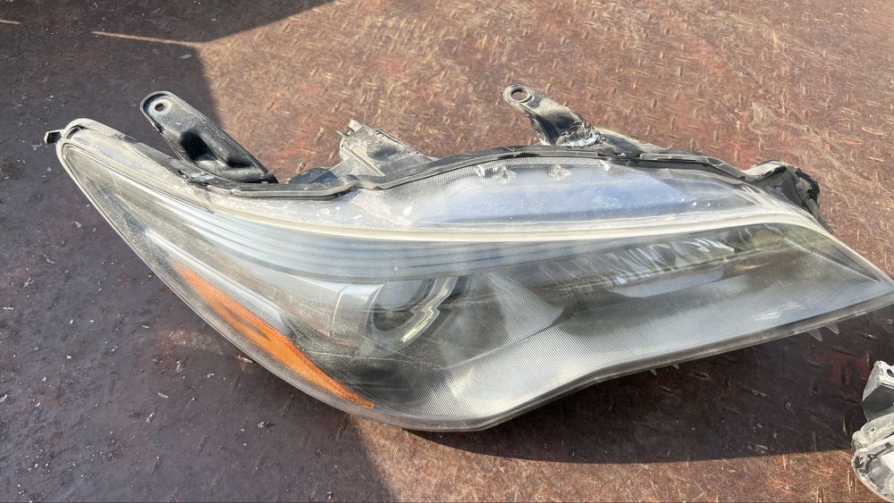 Фар  Camry 55 Usa