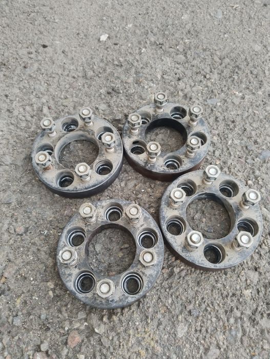 Продам универсальные проставки