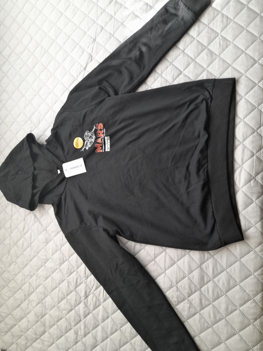 Сега!Чисто нов суичер WAIKIKI  164 см.