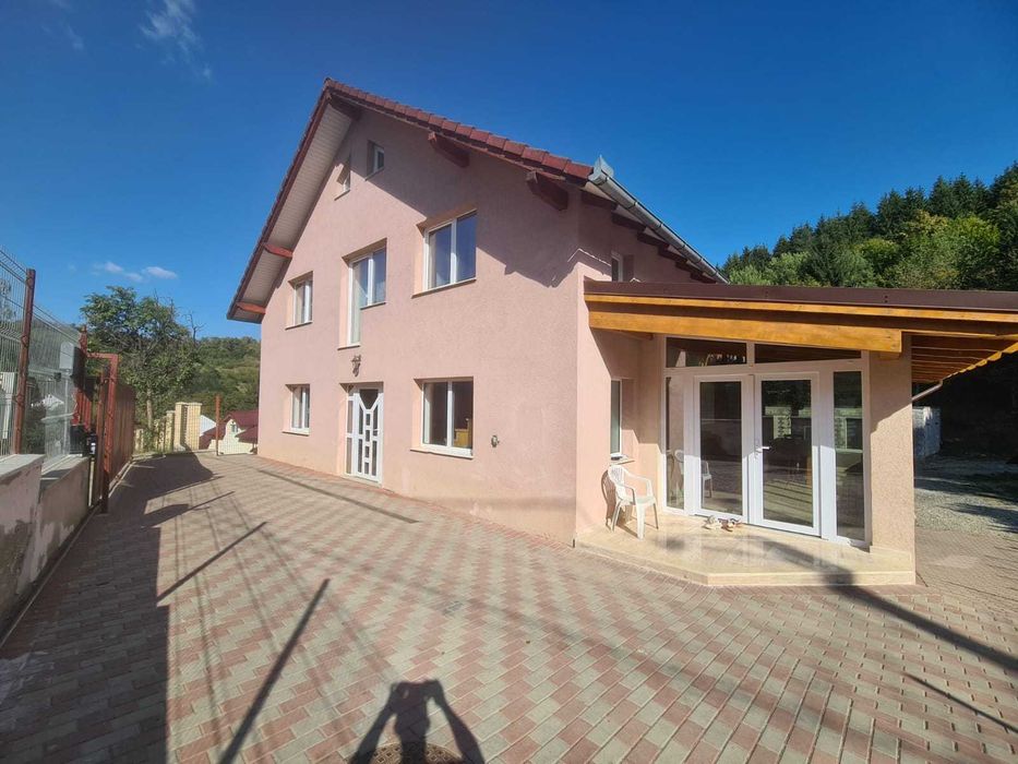 Casa de închiriat în Bistrița