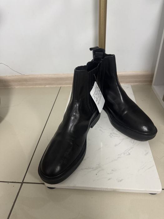 Botine / ghete fără toc model Chelsea piele naturală Zara mărimea 40