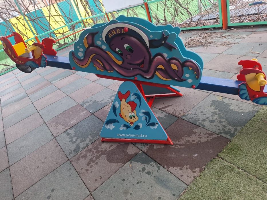 Продаются качели балансир!