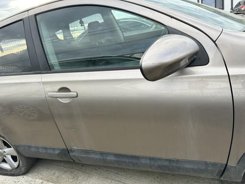 Portiera usa dreapta fata Nissan Qashqai J10 SUV culoare bej