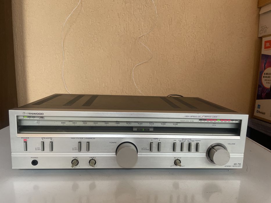 Amplituner Kenwood   KR. 710