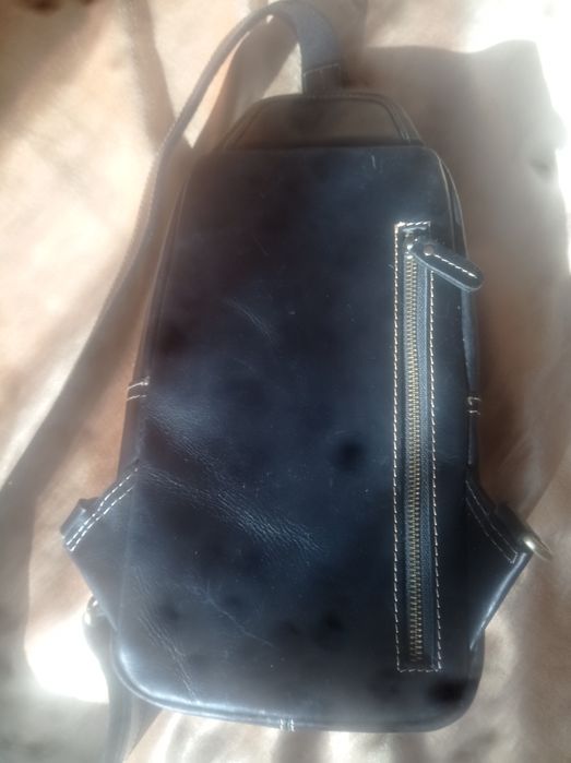 Продам барсетку кожаную