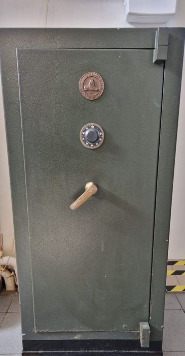 De vânzare seif  500kg
