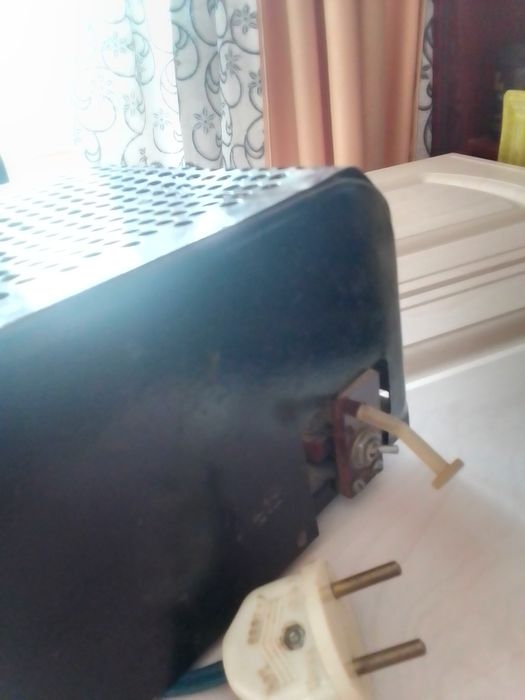 Трансформатор.Ревизионный люк железо.