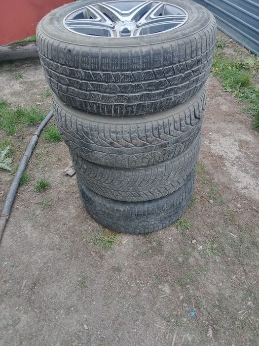 Продам на мерс 16размер без повреждений