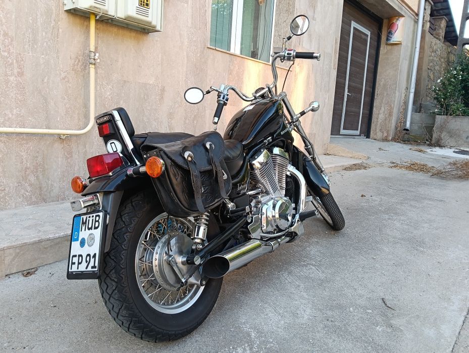 Suzuki Intruder Vs800 13000 km
