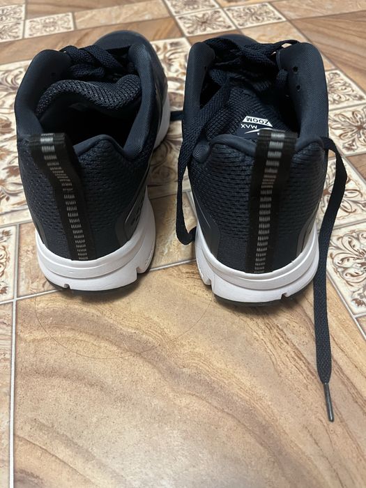 Кроссовки найк 41р