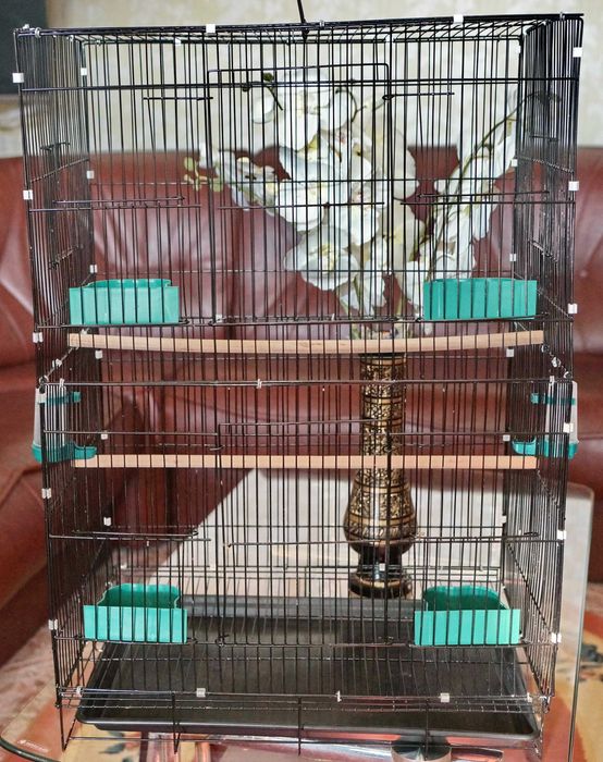 Cusca-colivie incapatoare pentru pasari exotice