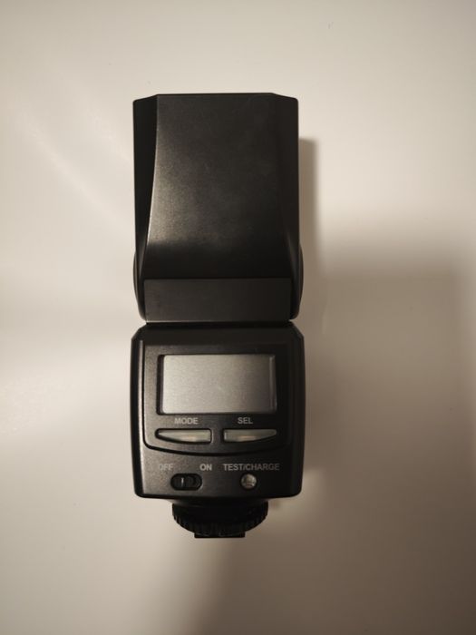 Вспышка Fujifilm EF-42