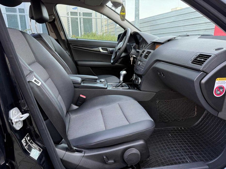 Mercedes C-Klasse  xenon piele facelift