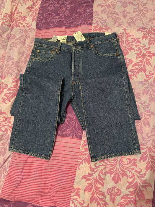 Продам новые муские джинсы Levi's