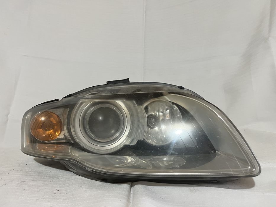 Set faruri xenon Audi A4 b7