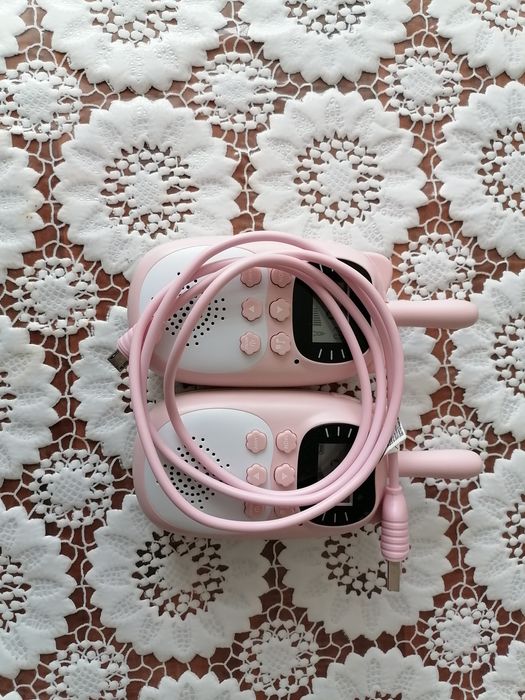 Детски розови радиостанции 2 бр с фенерче  и зарядно