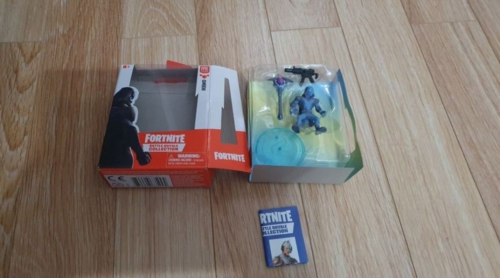 Figurină Fortnite Omen