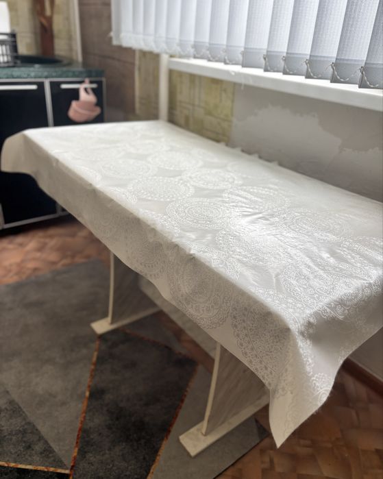 Стол сатылады Актобе