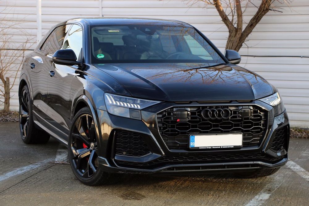 Audi RsQ8 Full Black Optics Bang Olufsen