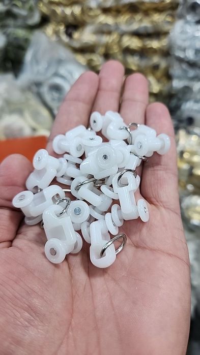 Пластиковые карнизы для штор