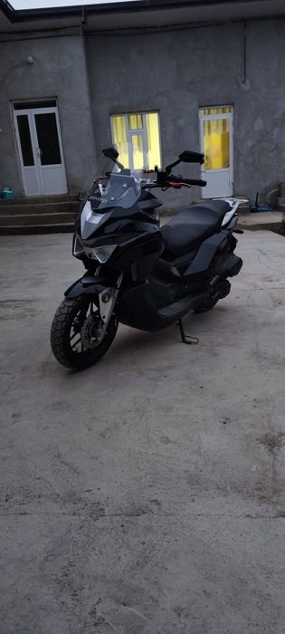 Osaca leopard Tezza maxi scooter