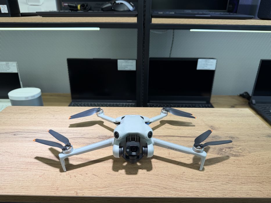 Дрон DJI Mini 4 Pro, сумка, пульт с экраном, 1 батарея, 1711/А10